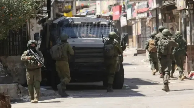 Palestinian youth succumbs to Israeli gunfire in West Bank raid