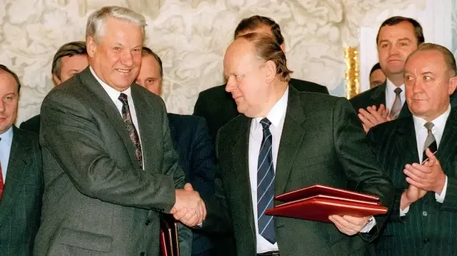 В этом году исполняется 34 года со дня подписания Беловежского соглашения, положившего конец существованию Советского Союза. | Фото: AP