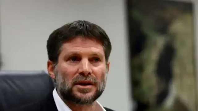 وزير مالية الاحتلال يخصص 843 مليون دولار لتعزيز الاستيطان بالضفة الغربية 
