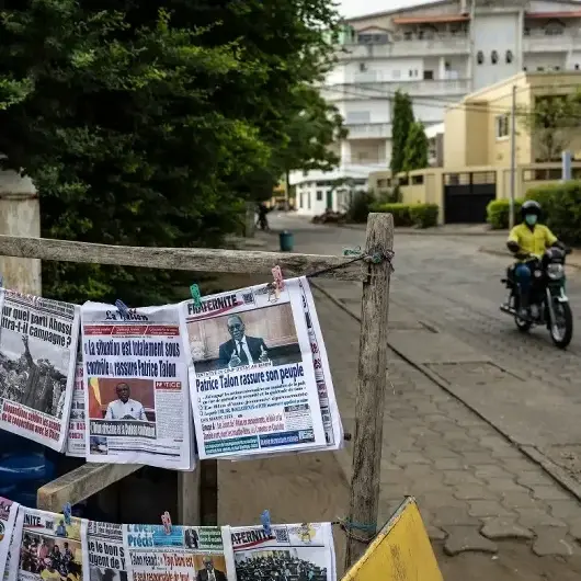 Tentative de coup d'Etat au Bénin: deux militaires pris en otage libérés, calme à Cotonou