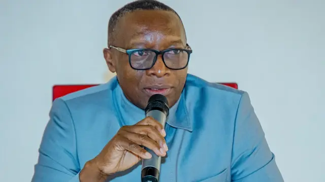 Le lundi 08 décembre 2025, le Ministre des Affaires Étrangères, de l’Intégration Régionale et de la Coopération au Développement, S.E Ambassadeur Édouard BIZIMANA, a ouvert la Retraite sur la présidence de l’Union Africaine par le Burundi, organisée au Green Park, à Bugarama.