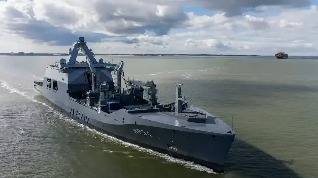 Нидерланды направляют корабль Den Helder в Карибское море.