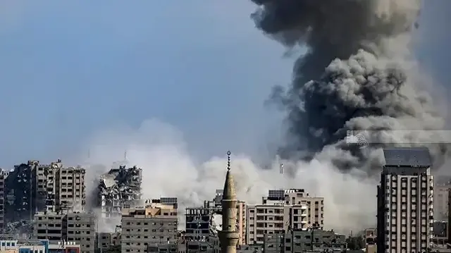 
 غارات إسرائيلية ونسف مبان جنوبي غزة وشمالها
