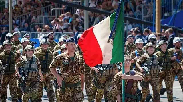 Военнослужащие Италии