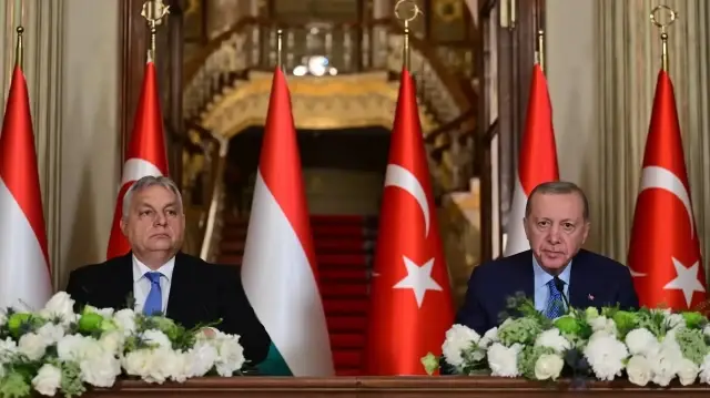 Президент Турции Реджеп Тайип Эрдоган и премьер-министр Венгрии Виктор Орбан