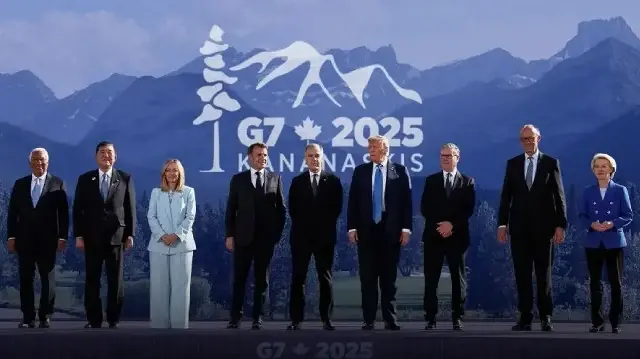 Les ministres des Finances du G7 se réunissent pour discuter des minéraux critiques et des contrôles à l'exportation, le 9 décembre 2025.