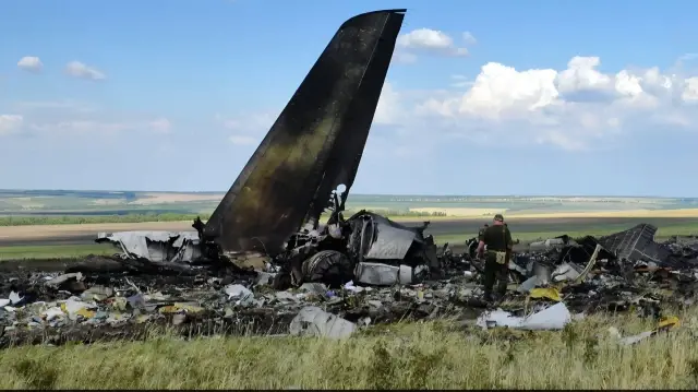 روسيا.. تحطم طائرة عسكرية شمال شرقي العاصمة موسكو