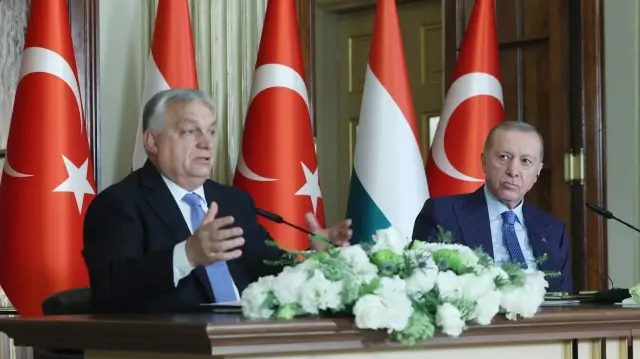 Orban hails rising Turkic world and Türkiye's pivotal diplomatic role
