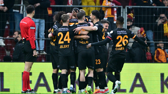 Galatasaray yarın saat 23.00'te AZ Alkmaar ile karşı karşıya gelecek.