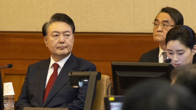 Le président sud-coréen Yoon Suk Yeol assiste à l'audience de son procès en destitution à la Cour constitutionnelle de Séoul, le 13 février 2025.