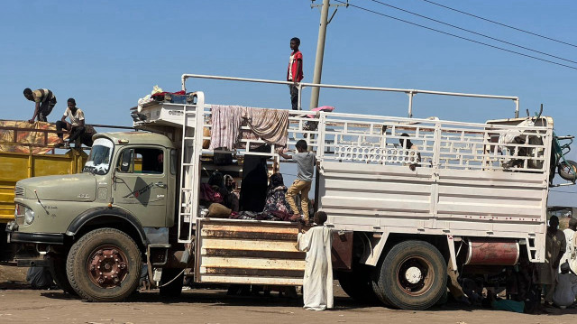 Depuis avril 2023, près de 9 millions de personnes ont été déplacées à l'intérieur du Sudan et 3,5 millions supplémentaires ont fui vers les pays voisins. 