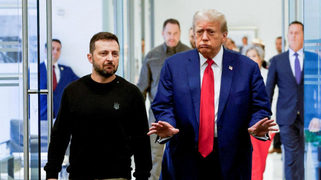 Le Président ukrainien Volodymyr Zelensky et son homologue américain Donald Trump.