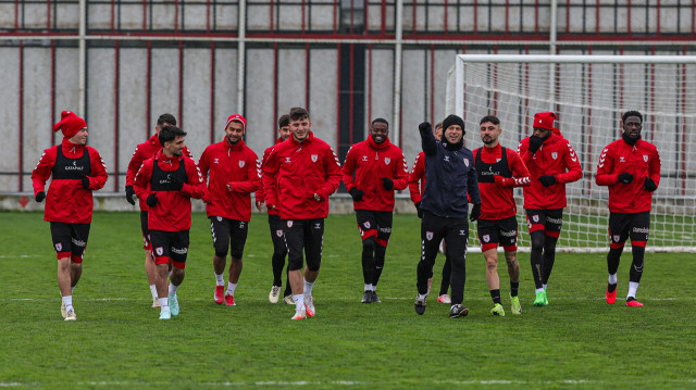 Samsunspor ligde 24 hafta itibarıyla topladığı 46 puanla 3. sırada yer alıyor.