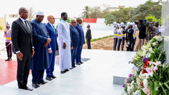 Le Président sénégalais Bassirou Diomaye Faye, a commémoré à Dakar, au Sénégal, avec des homologues africains, le 80e anniversaire du "Massacre de Thiaroye", le 1er décembre 2024.