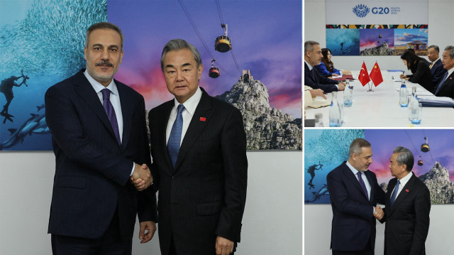 Dışişleri Bakanı Fidan, Çinli mevkidaşı Vang ile Güney Afrika'da bir araya geldi.