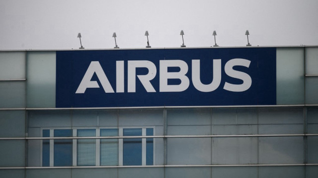 Le logo Airbus est affiché sur le campus de l'entreprise à Blagnac, dans la banlieue de Toulouse. 
