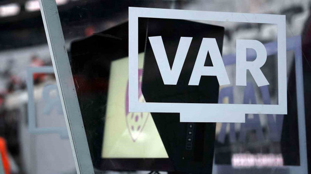 Süper Lig'de bu sezon VAR'da yabancı hakemler görev alıyor.