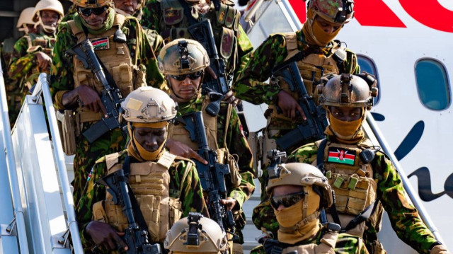 Groupe de policiers kenyans déployés en Haiti en 2024.