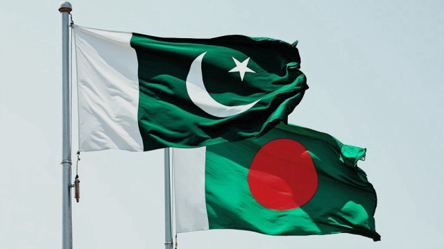 Le Bangladesh importe pour la première fois 50 000 tonnes de riz du Pakistan, cet accord signé entre la Direction générale de l’alimentation du Bangladesh et la Société pakistanaise de commerce extérieur offre une alternative compétitive aux traditionnels fournisseurs bangladais, notamment l’Inde, la Thaïlande et le Vietnam.