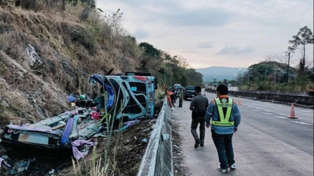 18 killed, 32 injured in Thailand bus accident