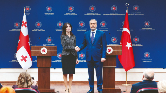 Dışişleri Bakanı Hakan Fidan, Gürcistan Dışişleri Bakanı Maka Botchorishvili ile Ankara’da bir araya geldi.