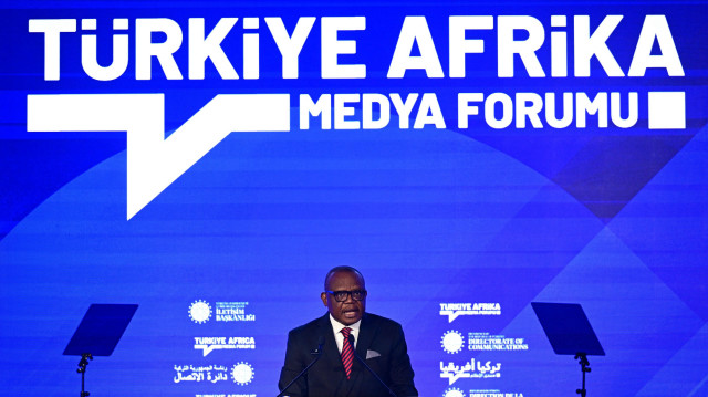 Le directeur général de l'Union africaine de radiodiffusion, Gregoire Ndjaka, a pris la parole lors du Forum des Médias Türkiye-Afrique, à IStanbul, le 28 février 2025.