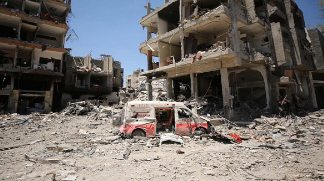 غزة.. انتشال جثامين 20 فلسطينيا قتلهم الاحتلال خلال الإبادة