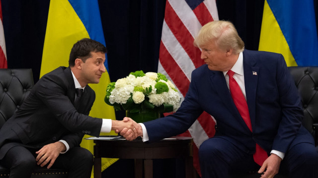 Trump, yardımlara karşılık Ukrayna ile ülkenin yeraltı kaynaklarını almaya yönelik anlaşma yapmak istediklerini söyledi.