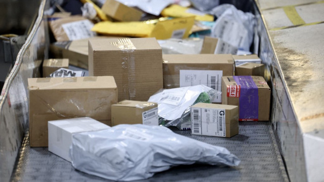 La décision de USPS pourrait bloquer l'entrée aux Etats-Unis de colis provenant d'applications de commerce en ligne ultra populaires telles que Shein et Temu.