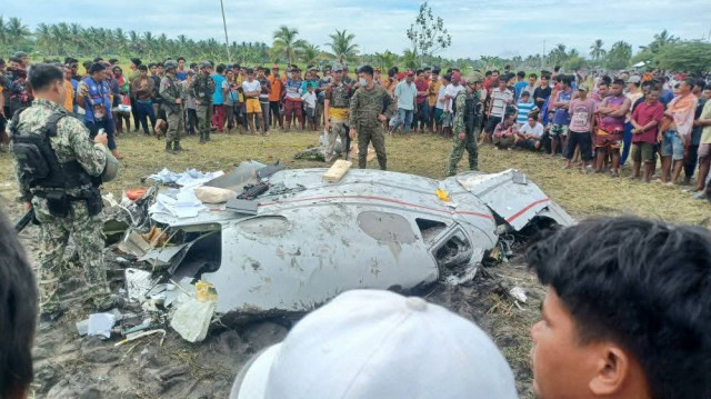 L'avion crashé était un Beechcraft Super King Air B300, appartenant à Metrea, une entreprise spécialisée dans la sécurité nationale américaine.