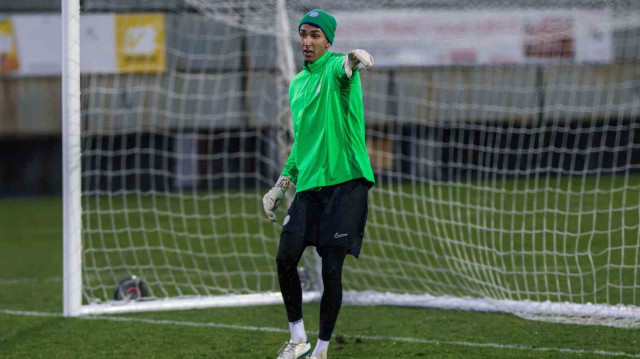 Efe Doğan Çaykur Rizespor'da ilk idmanına çıktı.