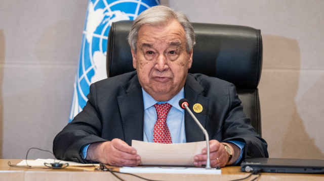 Le Secrétaire général des Nations Unies, Antonio Guterres, s'exprime lors d'une conférence de presse après la session d'ouverture du 38ème Sommet de l'Union africaine (UA), au cours de laquelle les dirigeants éliront un nouveau chef de la Commission de l'UA, au siège de l'UA à Addis-Abeba, le 15 février 2025.