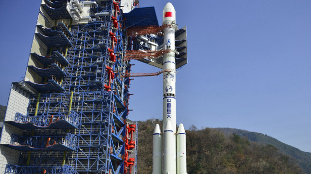 La Chine a lancé avec succès un nouveau satellite pour expérimenter les technologies de communication. La fusée "Longue Marche 3B" du pays a décollé jeudi de la province du Sichuan, dans le sud-ouest de la Chine.