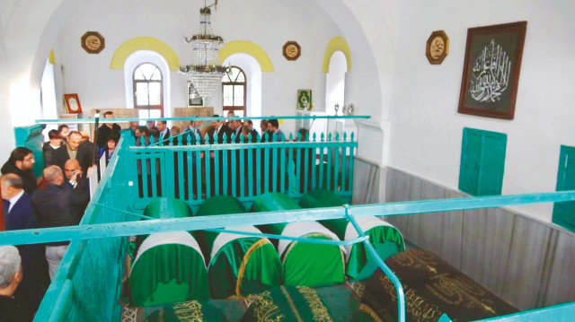 Mihri Hatun’un kabri.