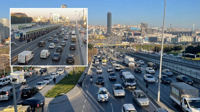 İstanbul'da ana yollar ve kilit güzergahlar dışında toplu taşıma duraklarında da yoğunluk yaşanıyor.