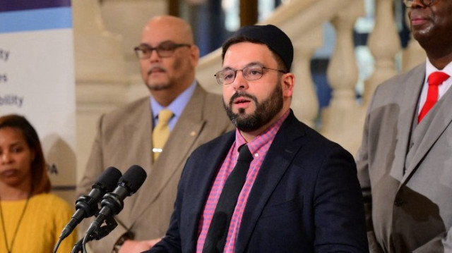 Le directeur du CAIR à Philadelphie, Ahmet Tekelioglu, au Capitole de l'État de Pennsylvanie, le 5 février 2025, à Harrisburg.