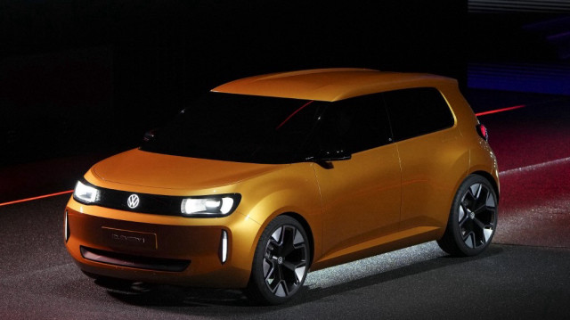 Le constructeur automobile allemand Volkswagen (VW) présente le nouveau véhicule électrique "ID. EVERY1" à Duesseldorf, dans l'ouest de l'Allemagne, le 5 mars 2025.