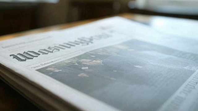 Plus de 75 000 abonnés à la version numérique du journal ont résilié leur abonnement dans les 48 heures qui ont suivi l'annonce par Bezos, propriétaire du Washington Post, de son intention de modifier la ligne éditoriale du journal.