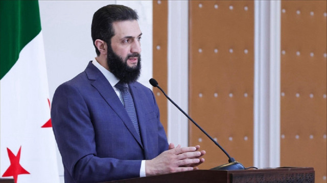 سوريا.. الشرع يوقع إعلانا دستوريا يحدد المرحلة انتقالية بـ5 سنوات