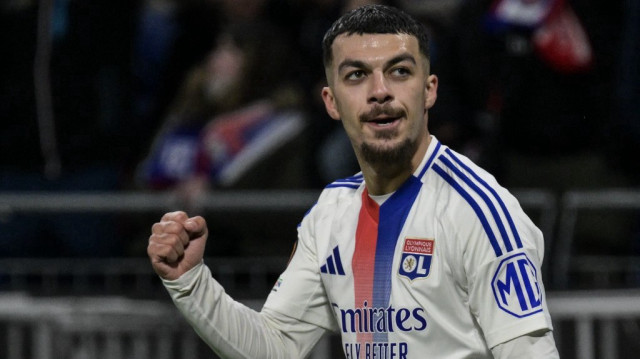 L'attaquant géorgien de Lyon, Georges Mikautadze, lors du match retour des huitièmes de finale de la Ligue Europa de l'UEFA entre l'Olympique Lyonnais et le Steaua Bucarest FCSB au Groupama Stadium, à Décines-Charpieu, dans le sud-est de la France, le 13 mars 2025.
