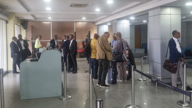 Des leaders dont Venancio Mondlane, ont été détenus à leur arrivée en Angola, le 13 mars 2025.