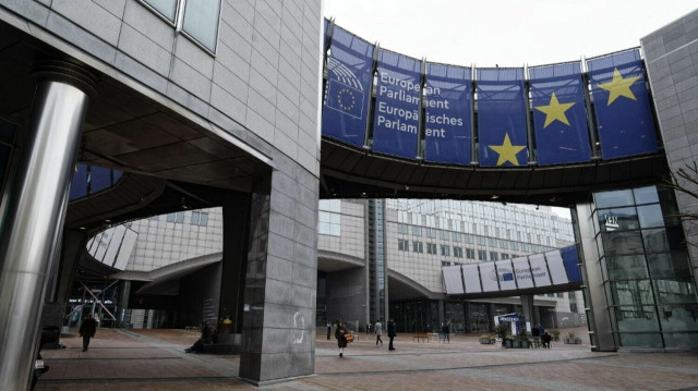 Le but est d'accroître la pression financière sur Moscou dans le cadre de cette guerre en supprimant des sources de revenus.