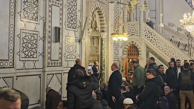 من هو الخطيب الذي تحدث في الجامع الأموي بعد صلاة الجمعة بحضور بلال أردوغان وآلاف المصلين؟