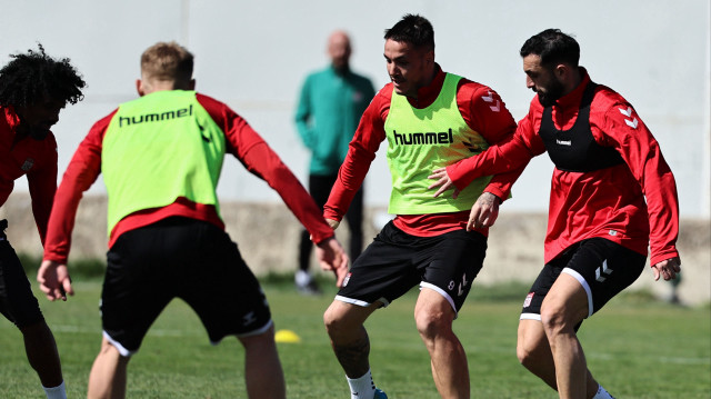 Sivasspor'da üç oyuncu milli davet aldı.