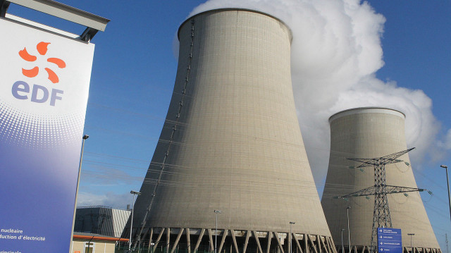 Le CPN a également demandé à EDF (Electricité de France) "d'amplifier les actions de maîtrise des coûts et du calendrier et de présenter d'ici la fin de l'année un chiffrage engageant, en coûts et en délais".