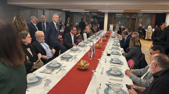 Richard Zelmati, président du CRIF dans la région Rhône-Alpes-Auvergne, accompagné d'Azzedine Gaci, recteur de la mosquée de Villeurbanne, à la Grande Mosquée de Lyon, le 12 mars 2025.