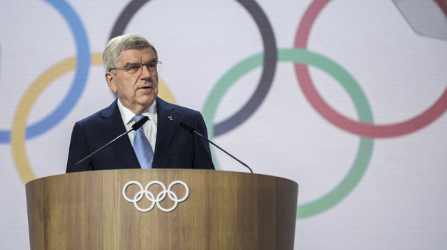 Le président sortant du Comité international olympique (CIO), Thomas Bach, prononce un discours lors de la 144e session du CIO à Costa Navarino, le 19 mars 2025.