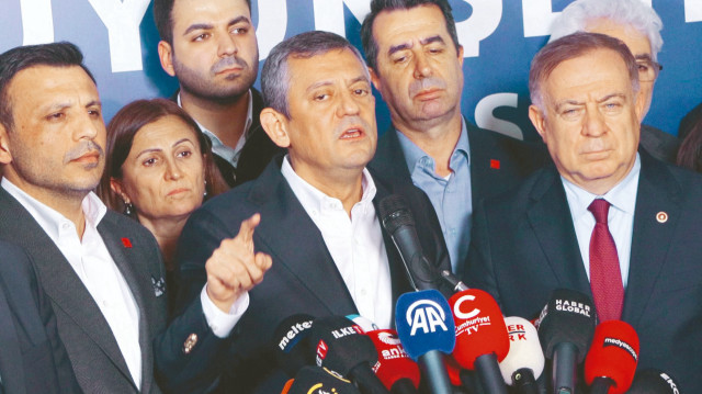 Özgür Özel.