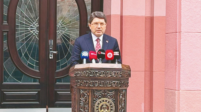 Yılmaz Tunç.