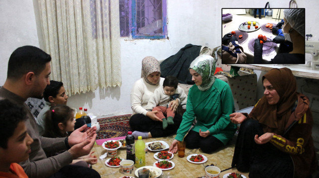 <p>Bismil İlçe Milli Eğitim Müdürlüğü, Halk Eğitim Merkezi bünyesinde yürütülen aşçılık kursunda eğitim alan 20 kursiyer, hayata geçirilen ‘Hünerhane' projesi kapsamında hem yöresel yemekleri yapmayı öğreniyor hem de aldıkları belgelerle iş sahibi oluyor.</p>